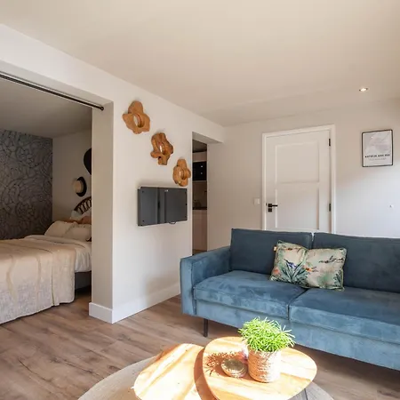 Beachbreak Boulevard Apartment