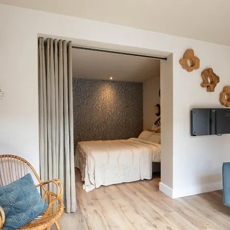 Beachbreak Boulevard Apartment